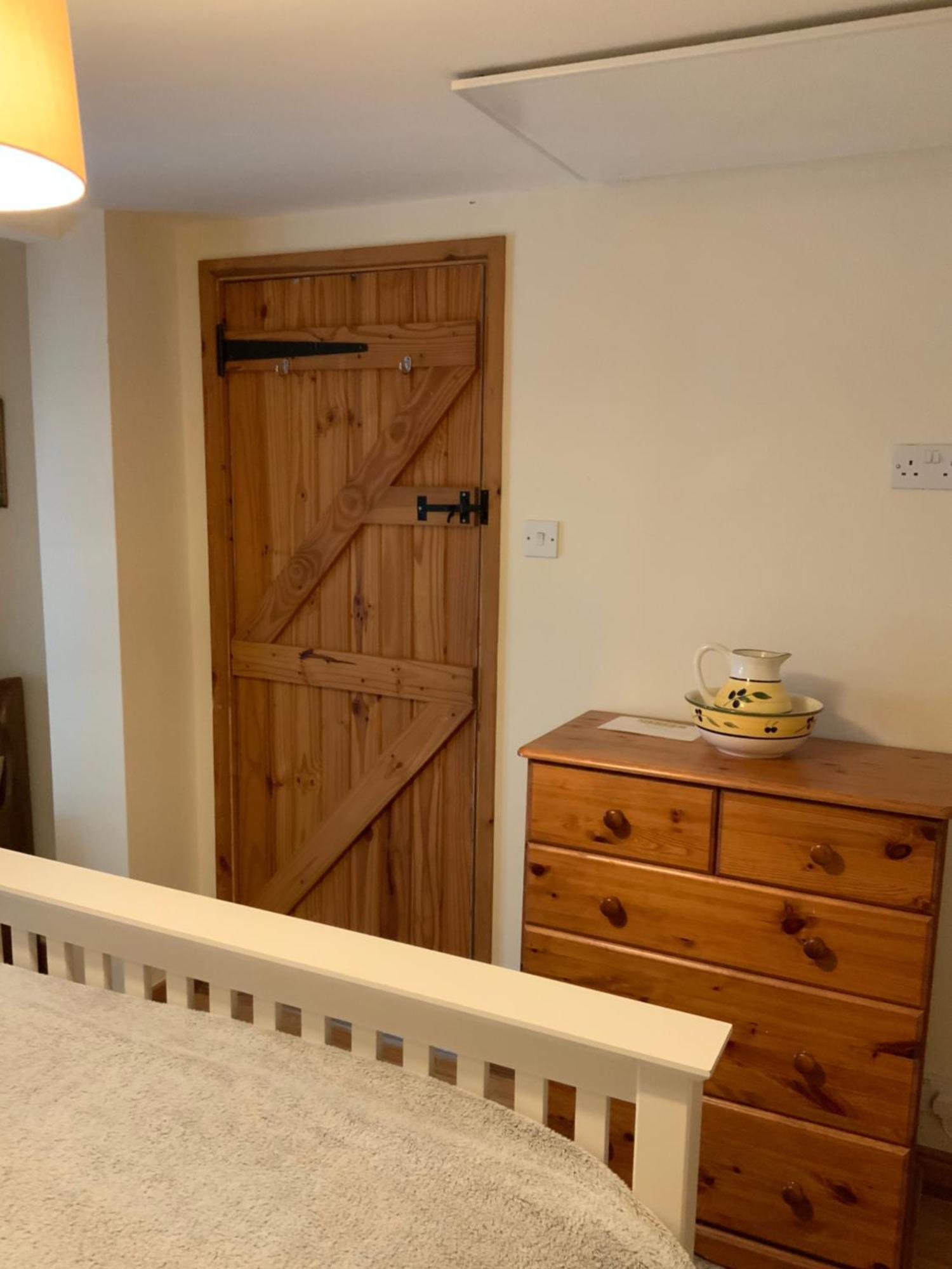 Woodpecker Cottage At Frog Trotters Cottages Hartpury Exteriér fotografie