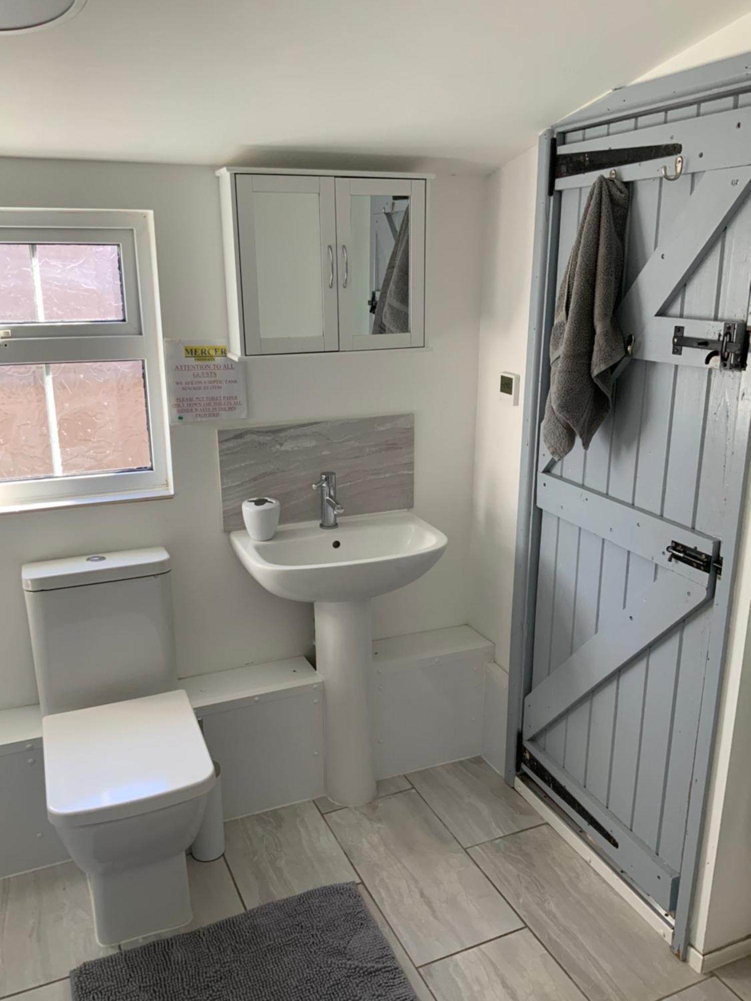 Woodpecker Cottage At Frog Trotters Cottages Hartpury Exteriér fotografie