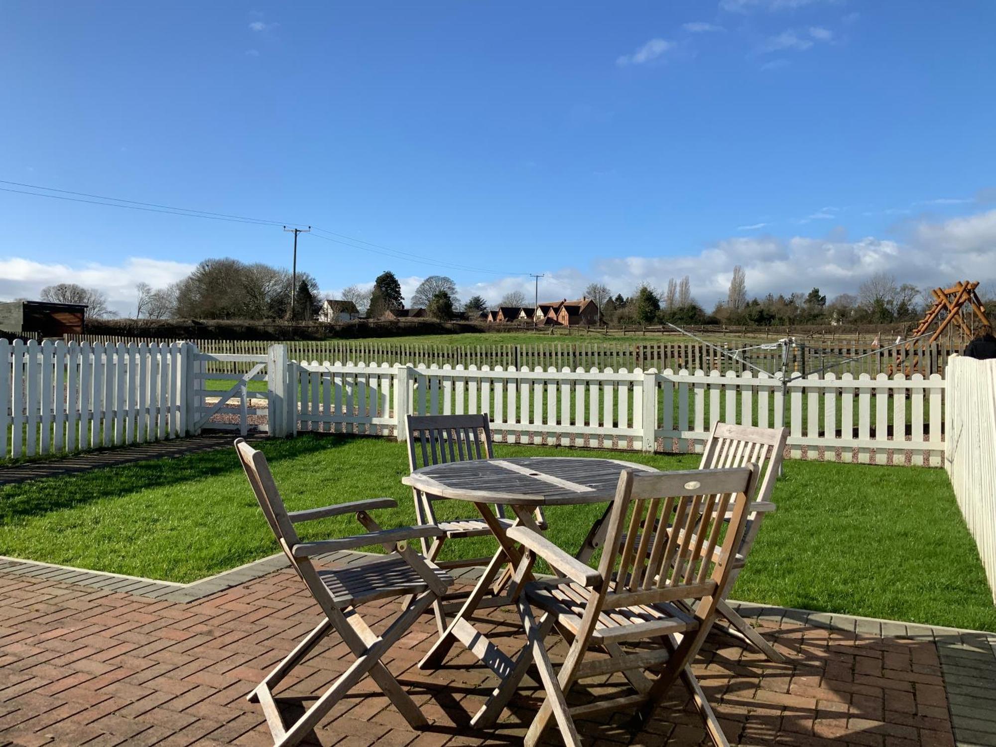 Woodpecker Cottage At Frog Trotters Cottages Hartpury Exteriér fotografie